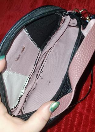 345 грн 
женская сумочка на ремне комбинированная из экокожи стильная сумка через плечо из кожзама для девушки.7 фото