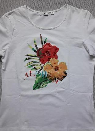 Нарядная хлопковая футболка в цветочный принт joy