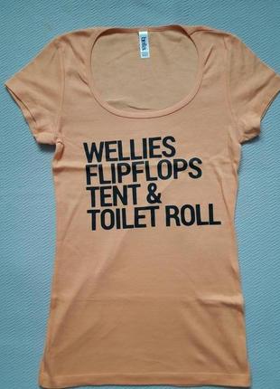 Класна легка бавовняна футболка з написом bella