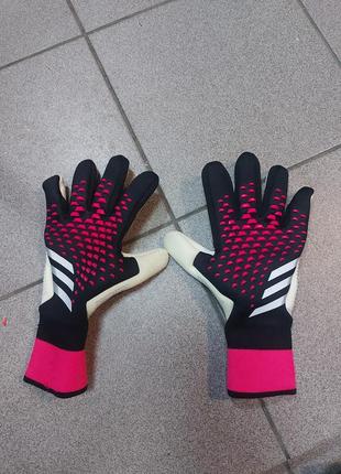 Воротарські рукавиці adidas predator goalkeeper pro  роз 8