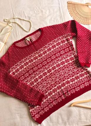 Теплий натуральний светр з  орнаментом  (розмір 40-42)