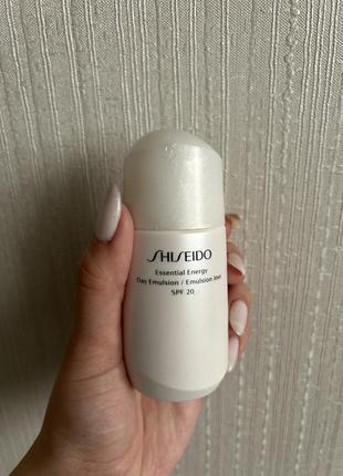 Солнцезащитный крем shiseido spf 20