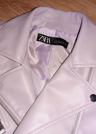 Стильная куртка-косуха лавандового цвета zara(original).8 фото