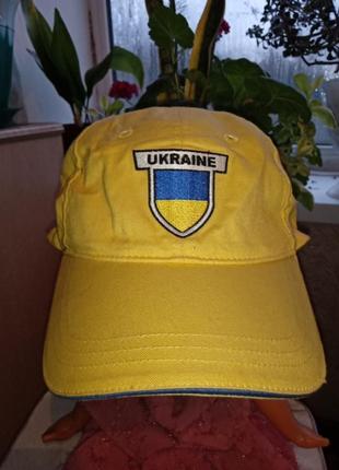 Кепи,бейсболка,фуражка.