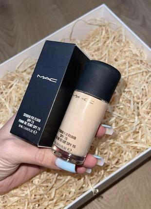 Тональний крем для обличчя флюід mac