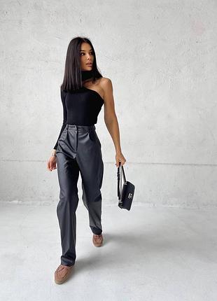 Кофточка на одне плече3 фото