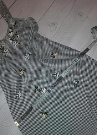 Сарафан с вышивкой