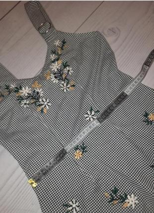 Сарафан с вышивкой