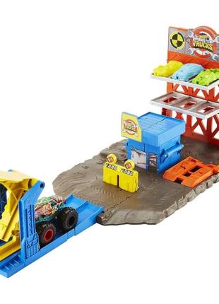 Ігровий набір hot wheels monster trucks blast station playset оригінал2 фото