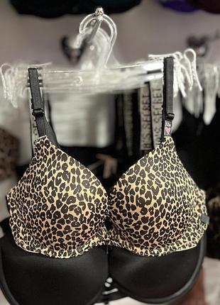 Бюстгальтер вікторія сікрет victoria’s secret