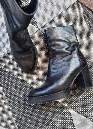 Чобітки батільони