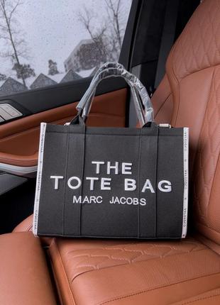 Жіноча сумка - шоппер marc jacobs tote bag чорна з білим6 фото
