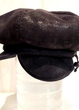 Шапка (кепка) восьмиклинка женская зимняя с ушками, кожа, искусственный мех4 фото