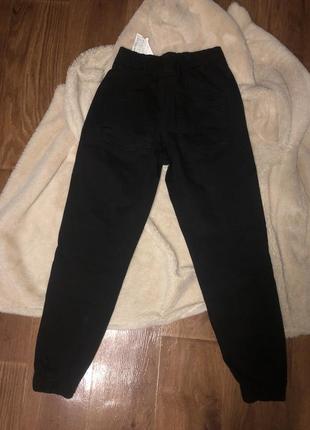 Джоггеры брюки черные на манжетах с карманами bershka хс 3210 фото