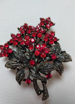 Брошка-заколка