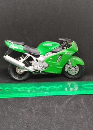 Модель мотоцикла maisto 1:18 kawasaki ninja zx-12 китай іграшка 1/18 1-18