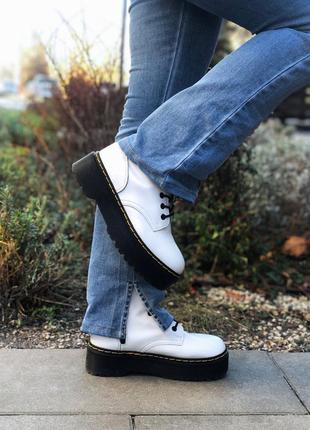 Жіночі черевики dr. martens jadon white4 фото
