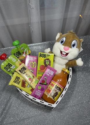 Сладкий бокс бокс с конфетами