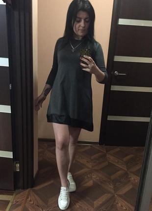 Стильне плаття трапеція з кишенями