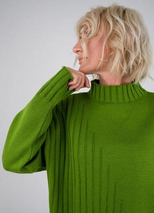 Джемпер жіночий зелений на стійку modna kazka mkln887-3