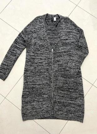 Кардиган довгий,вʼязаний.