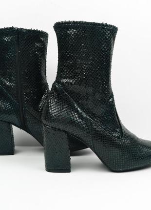 Брендові оригінальні шкіряні чобітки ботильйони heine