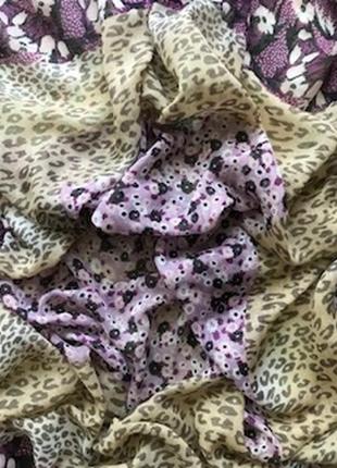Фиалковый платок в цветы с бахромой.5 фото