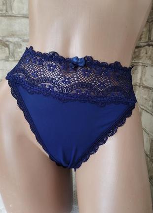 Трусики, стринги