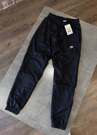 Штани nike sportswear pant cf woven core track чорні 927998-010