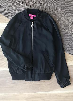 Бомбер літня куртка