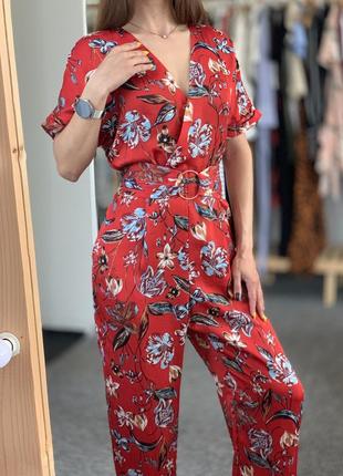 Гарний комбез zara