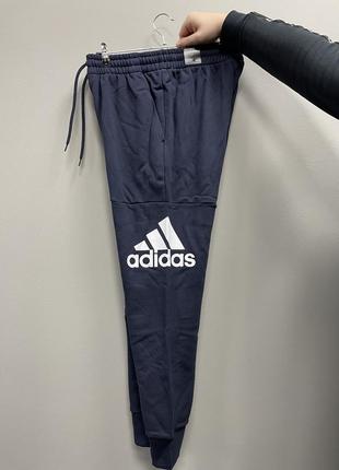 Спортивные штаны adidas essentials french terry tapered cuff logo joggers ha43422 фото