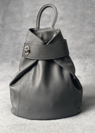 Кожаный серый рюкзак stella, италия, цвета в ассортименте1 фото
