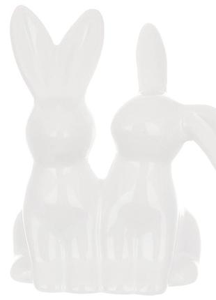 Декоративная, керамическая фигурка "кролики" 10*6.5*11.5см., белого цвета. статуэтка кролик
