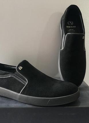 Сліпони bertoni