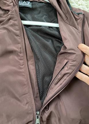Шикарная легкая куртка/ветровка с капюшоном ,emporio armani,p m-l4 фото