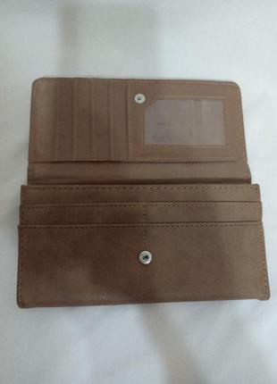 Кожаный кошелек-портмоне с тиснением+подарок5 фото
