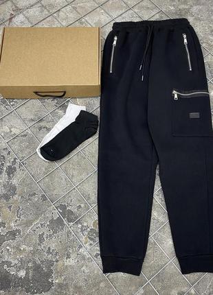 Мужские утепленные спортивные штаны черные с начосом rapid с карманами на молнии9 фото