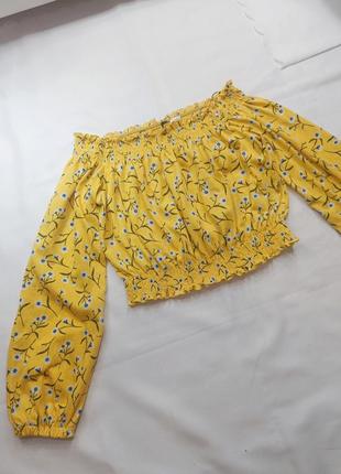 Женская укороченная желтая блуза блузка кофта на плече на резинке кроп divided h&amp;m hm3 фото