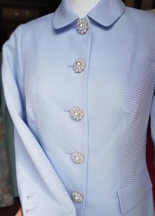 Твидовый юбочный костюм в стиле шанель классический голубой юбка пиджак3 фото