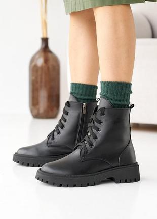 Женские ботинки кожаные зимние черные