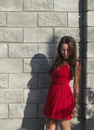 Красное коктейльное платье h&m