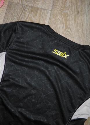 Обнова! спортивная футболка для фитнеса swix (сзади карманчик)7 фото