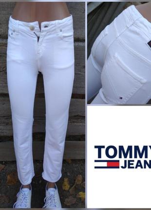 Sale! белые джинсы на подростка tommy hilfiger