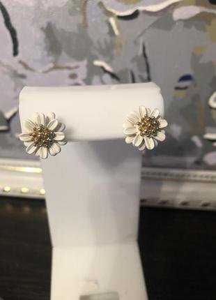 Сережки гвоздики білі квіточки1 фото