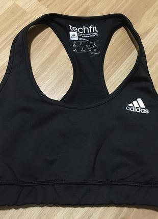 Топ adidas techfit compression для спорту,р. s,таїланд,оригінал