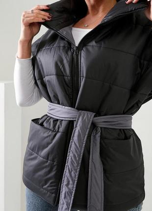 Теплая женская безрукавка черная vizavi стильная зимняя жилетка5 фото
