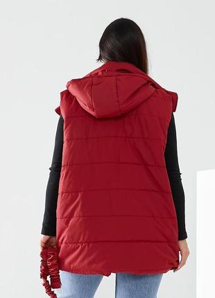 Жіноча тепла жилетка червона vizavi зимова безрукавка з капюшоном5 фото