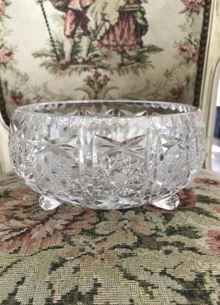 Хрустальная вазочка