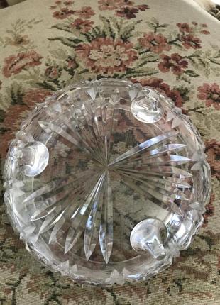 Хрустальная вазочка